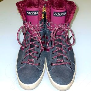 Adidas NEO label women’s kicks - size 10